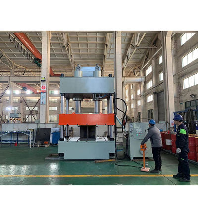 Empat Kolom Double Action Hydraulic Press Untuk Deep Drawing 400t Untuk Tangki Air 22KW