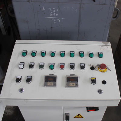Mesin Press Hidrolik 315T 400 KN Bar Sink Single Bowl Kitchen Sink Mould Untuk 304 SS
