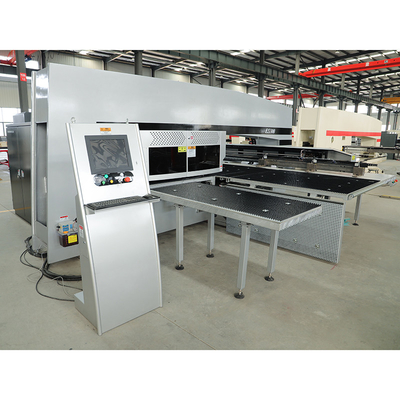 300 KN Hidrolik CNC Turret Punch Press Mesin Punching Lubang Otomatis Tipe O